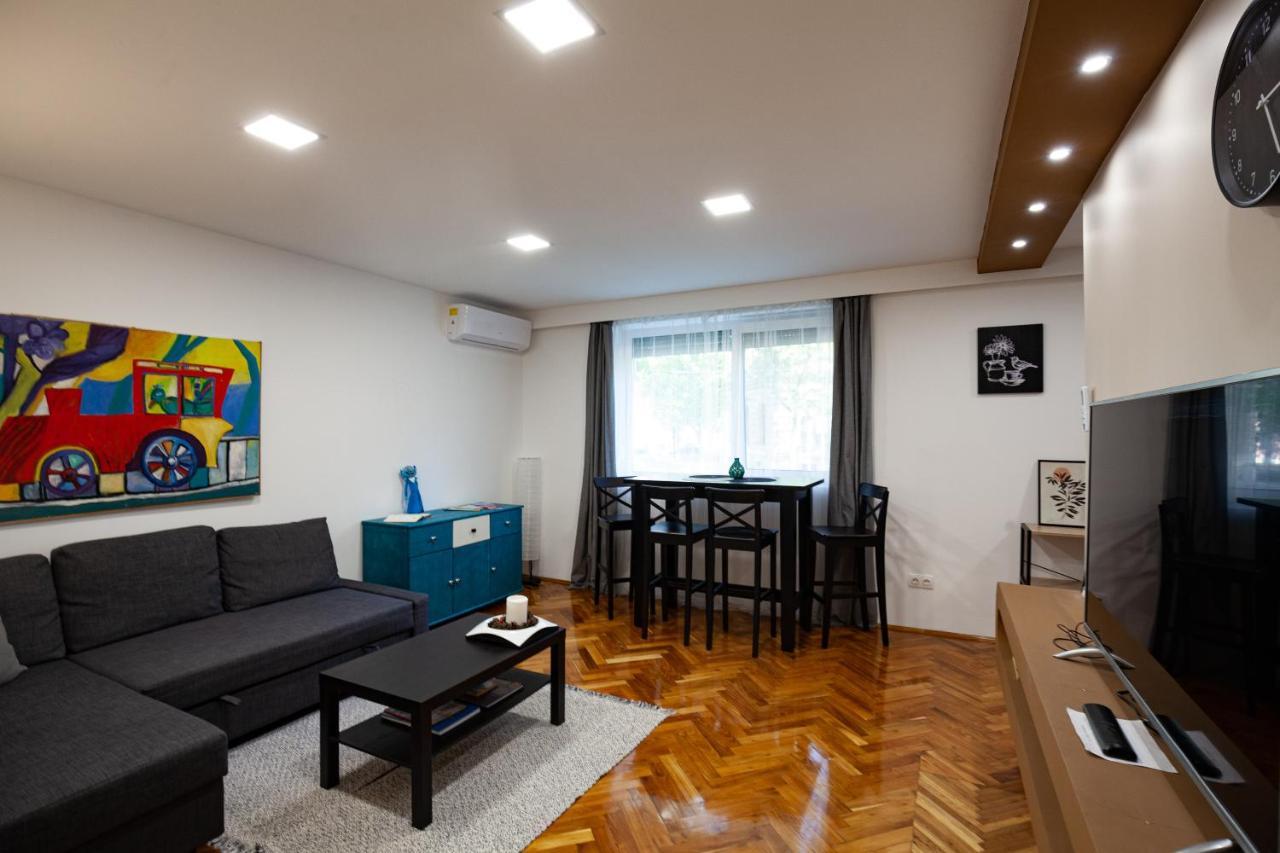Stellar Downtown Szeged Apartment Exterior photo