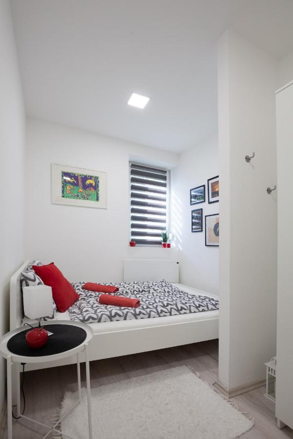 Stellar Downtown Szeged Apartment Exterior photo